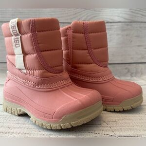 OshKosh B'gosh Toddler Splash Winter Boot in Pink, Size 5T, EUC